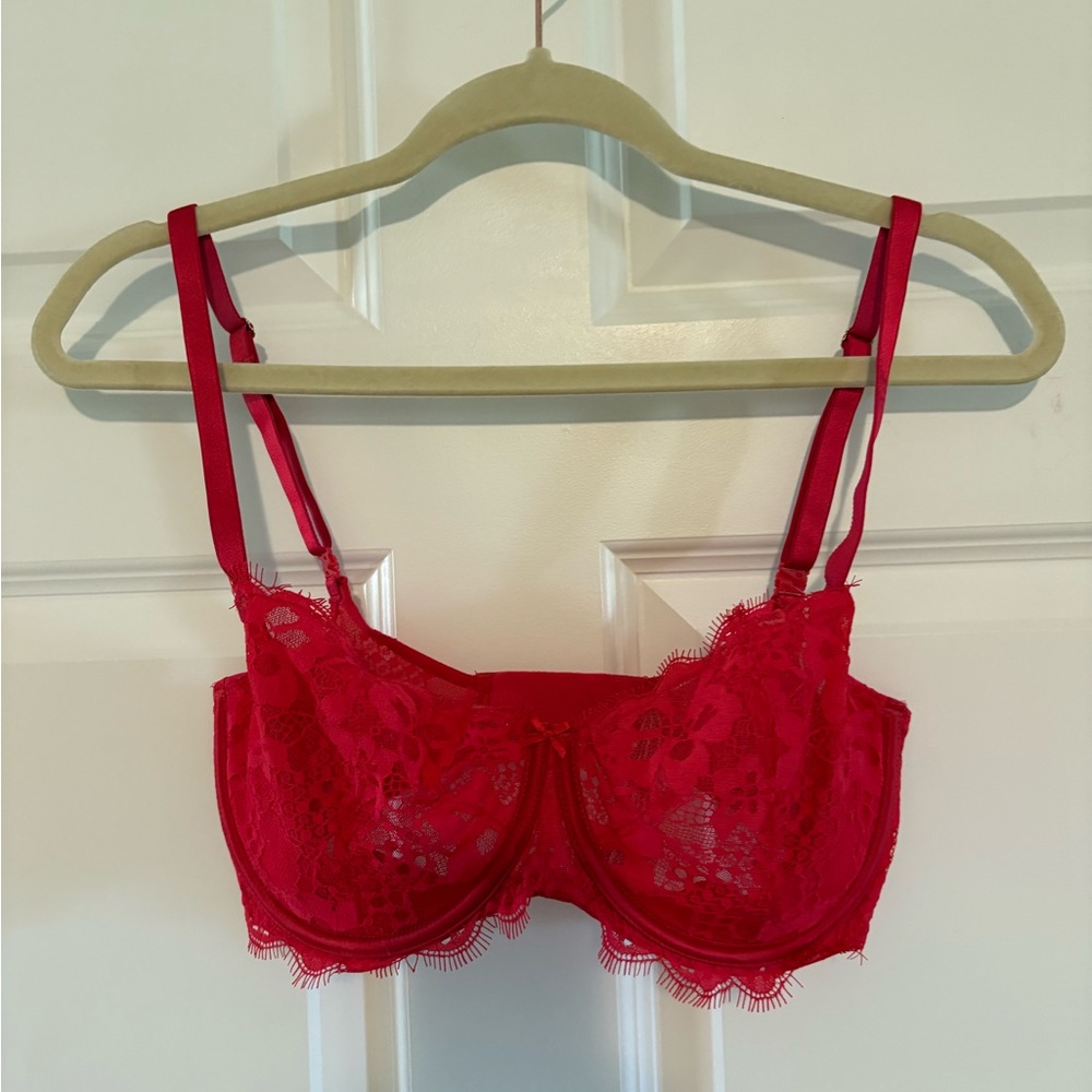 Victoria Secret unlined bra